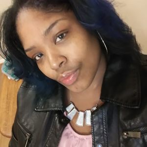 Meet your Posher, Natasha